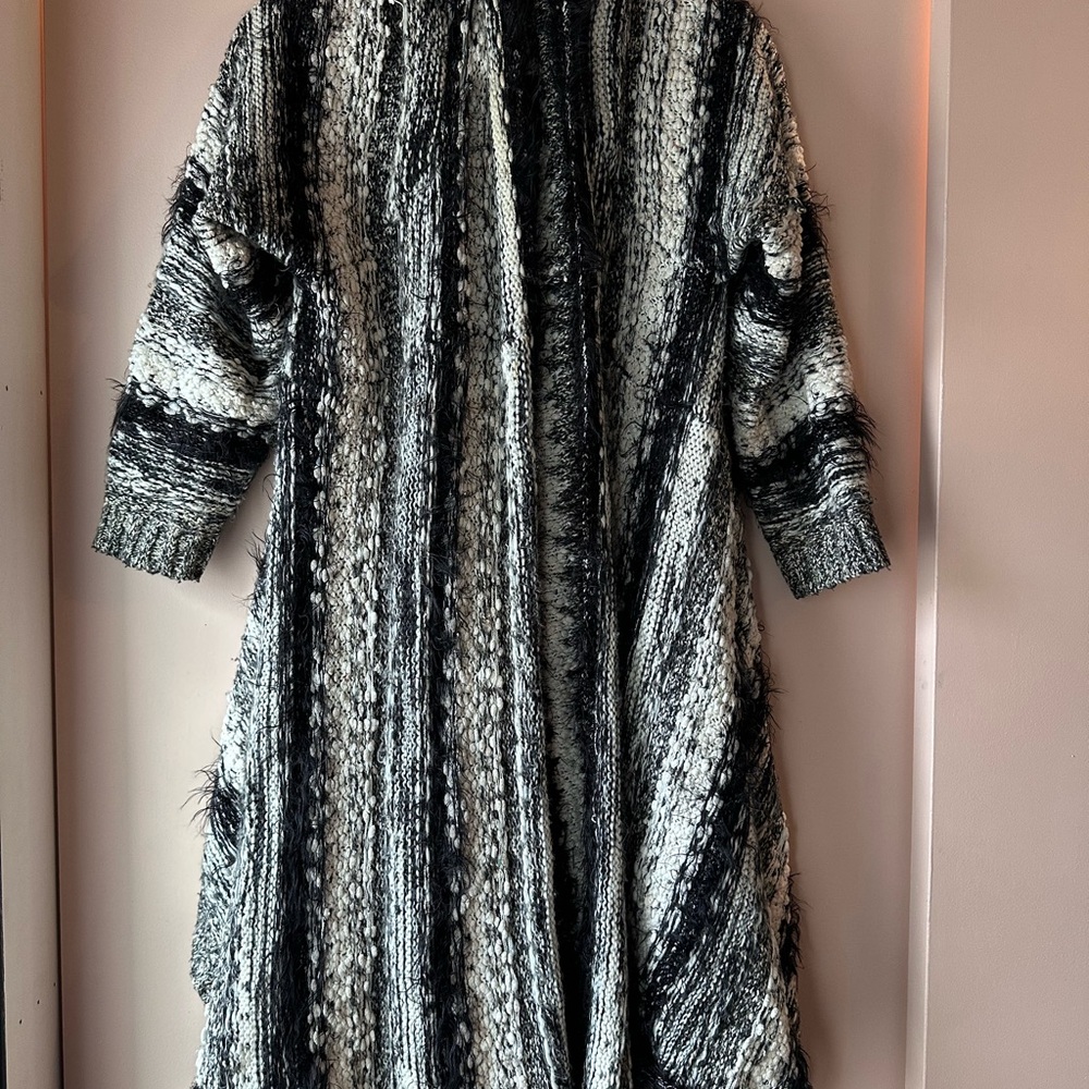 Oversized Kenzie shawl cardigan fuzzy L